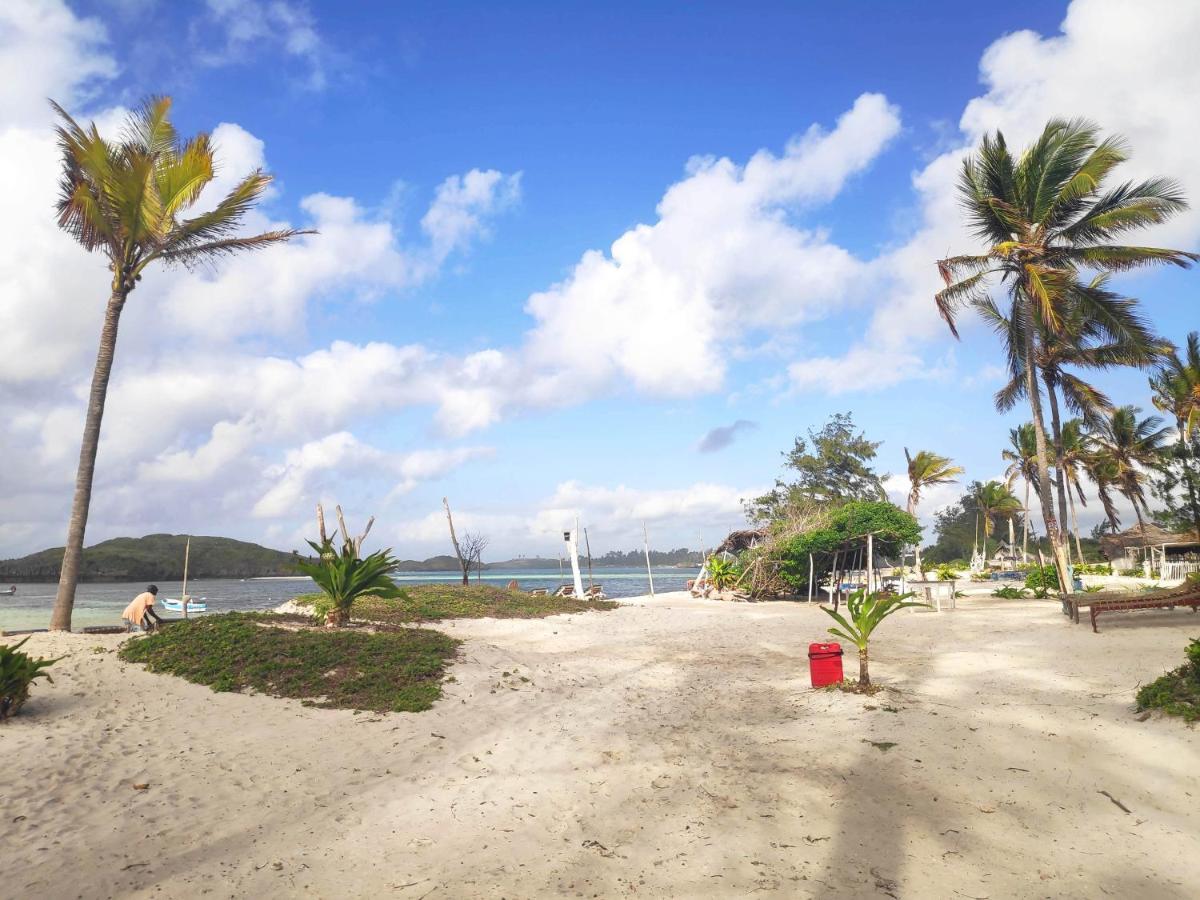 Sunny Garden Rooms Watamu Exterior photo