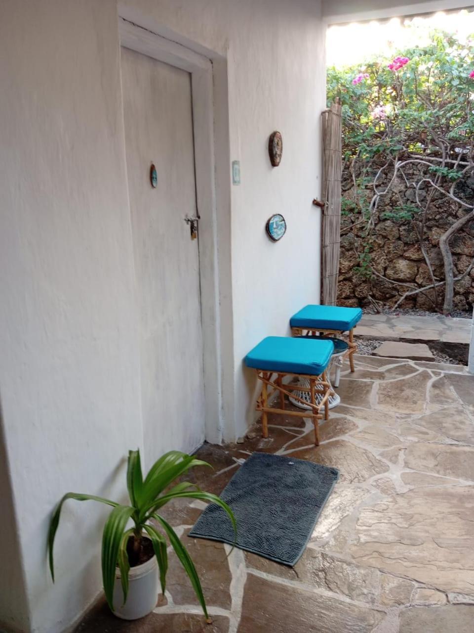 Sunny Garden Rooms Watamu Exterior photo