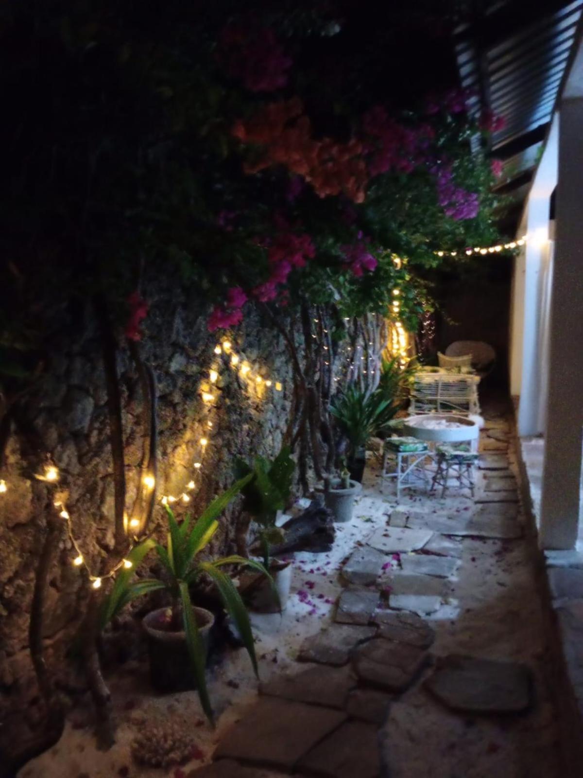 Sunny Garden Rooms Watamu Exterior photo
