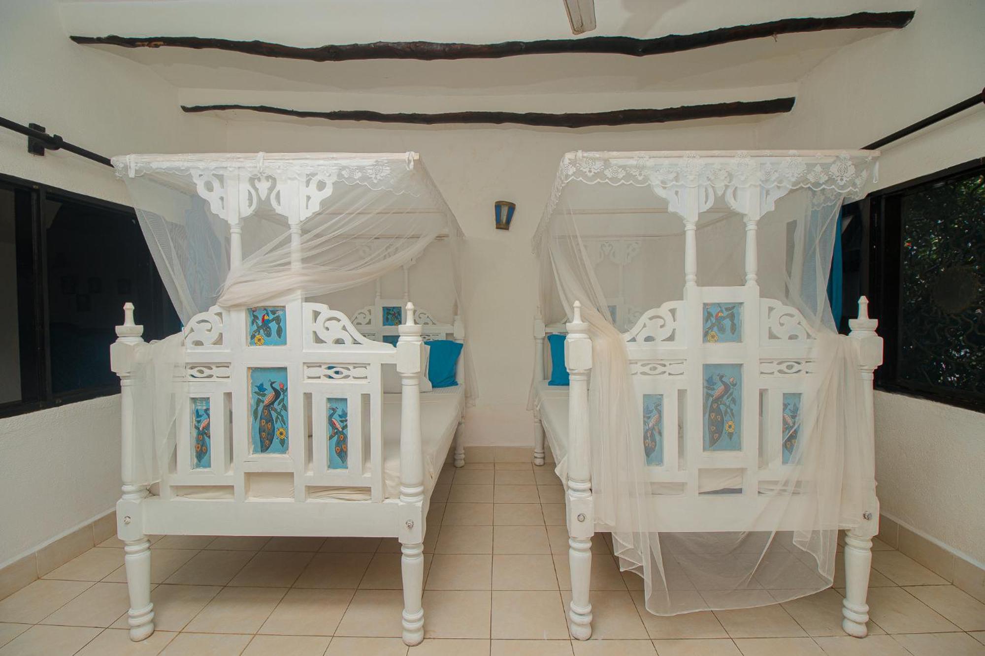 Sunny Garden Rooms Watamu Exterior photo