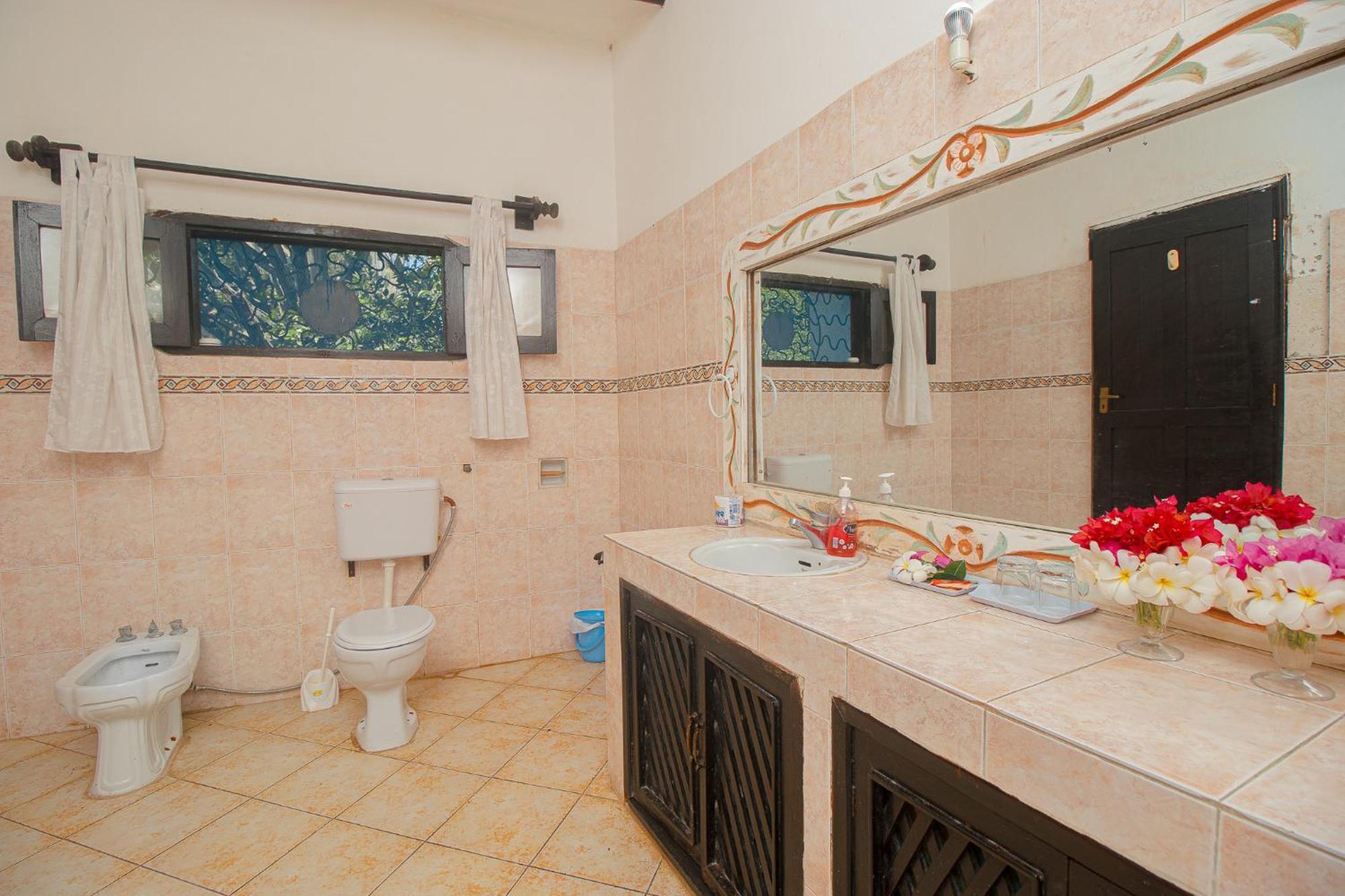 Sunny Garden Rooms Watamu Exterior photo